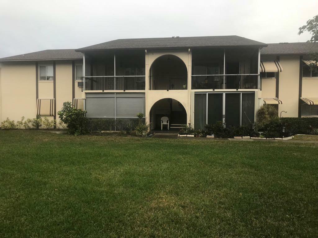 Property Photo: 5773 La Pinata Boulevard FL 33463