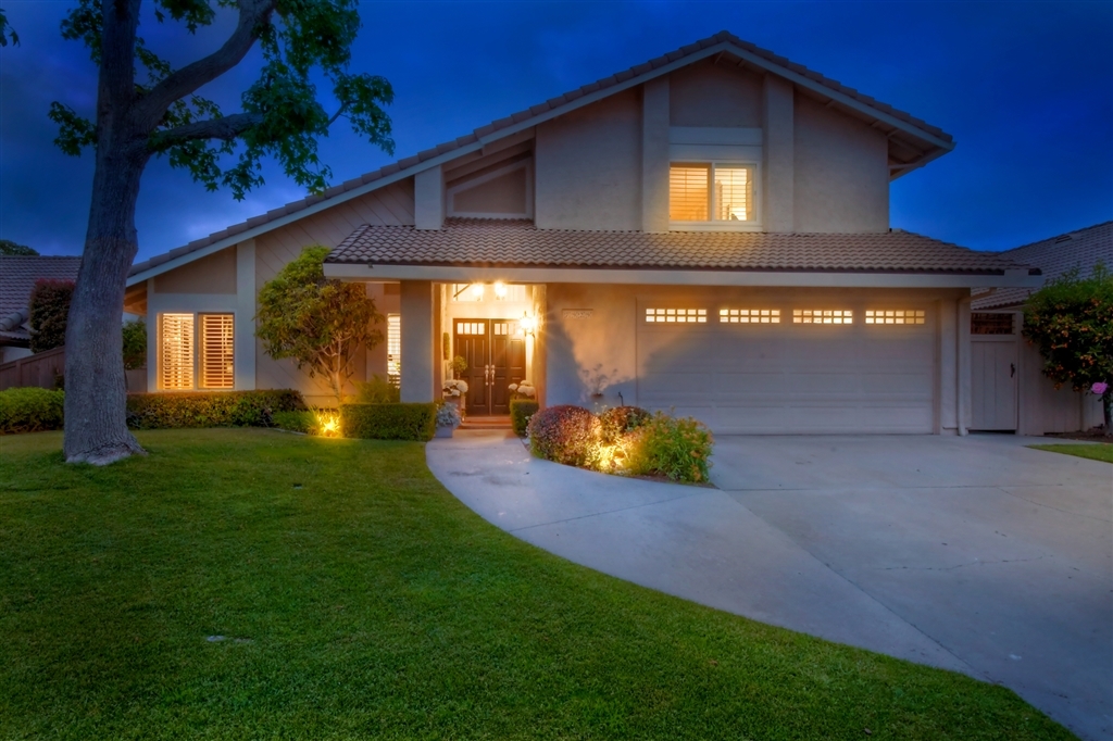 Property Photo: 7929 Las Mientes Ln CA 92009