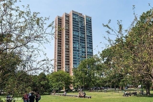 1850 North Clark Street 1706  Chicago IL 60614 photo