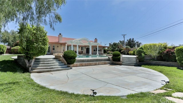 Property Photo: 19565 Oshkosh Lane CA 92307