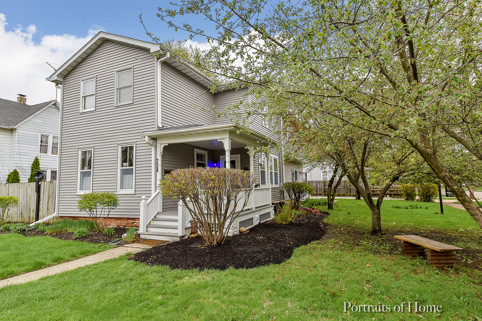 Property Photo:  738 South 4th Street  IL 60505 