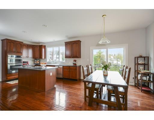 Property Photo: 5 Saddle Hill Cir MA 01536
