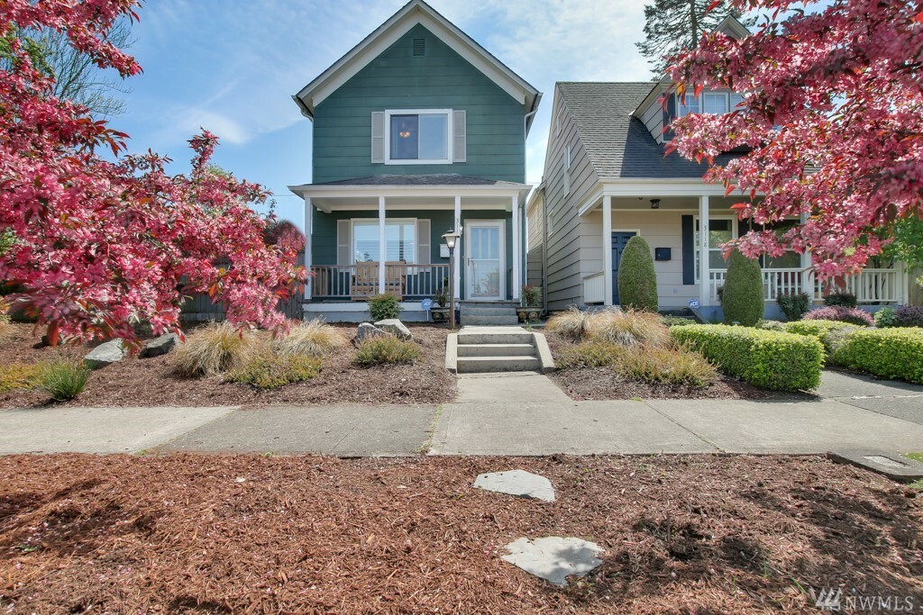 Property Photo:  3116 N 7th St  WA 98406 