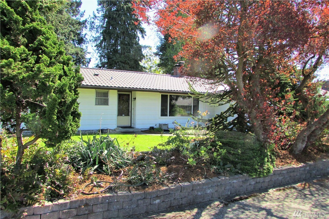 Property Photo:  8715 49th Dr NE  WA 98270 