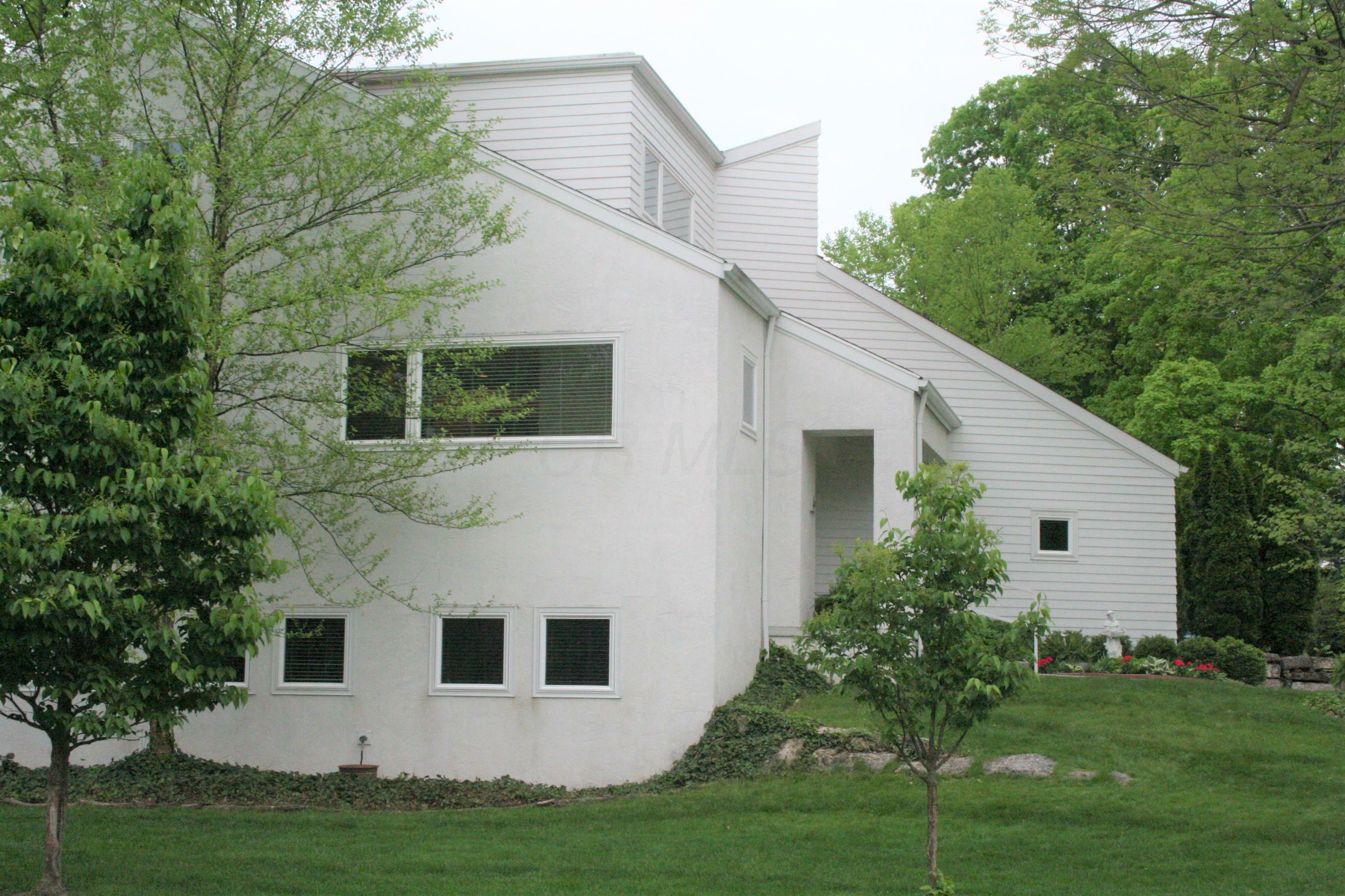 Property Photo: 4400 Colerain Avenue OH 43214