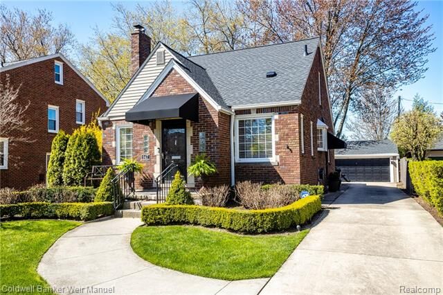 Property Photo:  947 Washington Road  MI 48230 