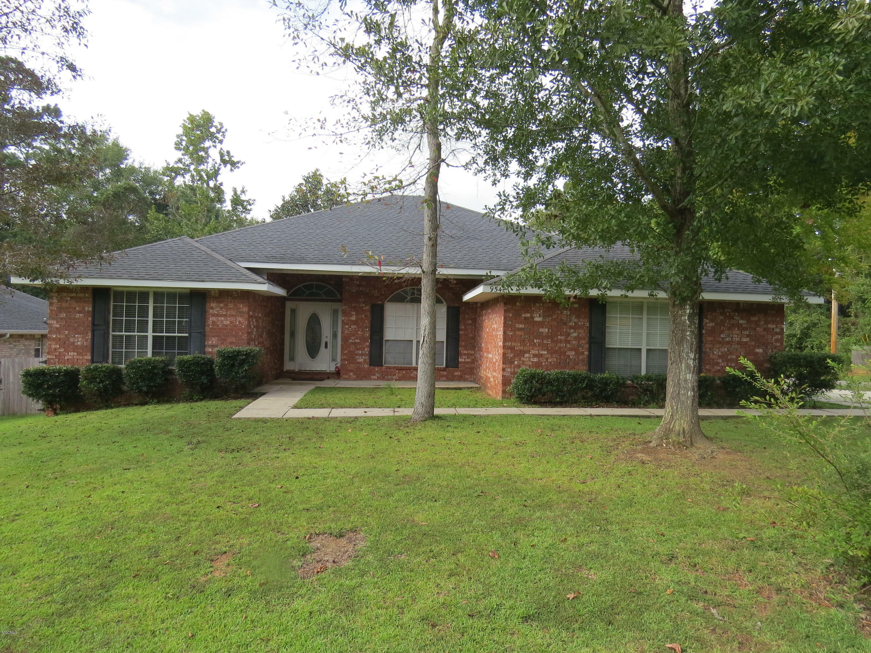 Property Photo: 9542 Laa La Way MS 39525