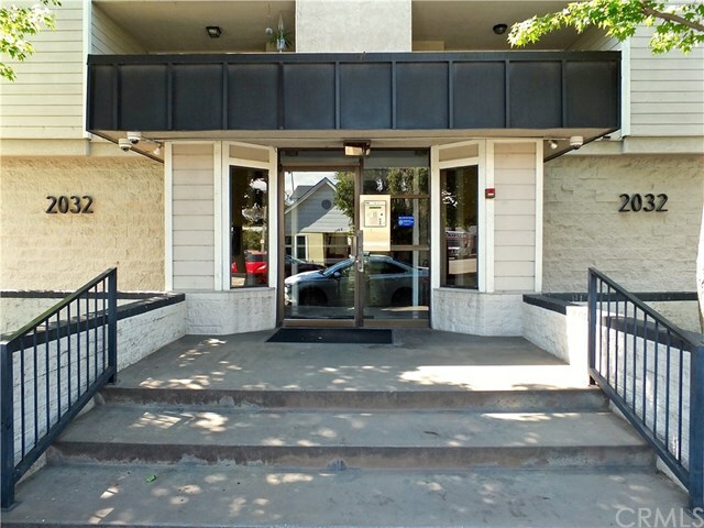 Property Photo:  2032 E Bermuda Street 108  CA 90814 