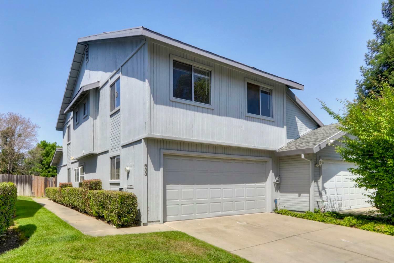 Property Photo:  533 Samuel Way  CA 95838 