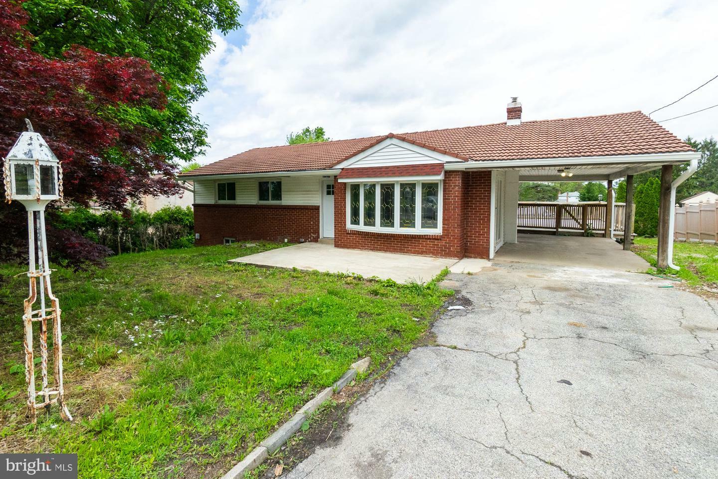 Property Photo:  867 Plymouth Road  PA 19462 