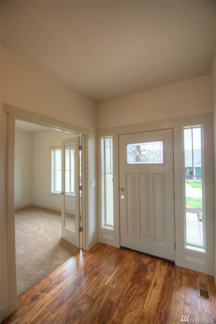 Property Photo:  8622 Horizon Lane SE  WA 98501 