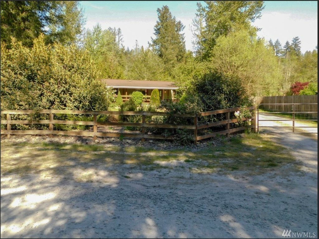 Property Photo:  36507 96th Ave E  WA 98328 