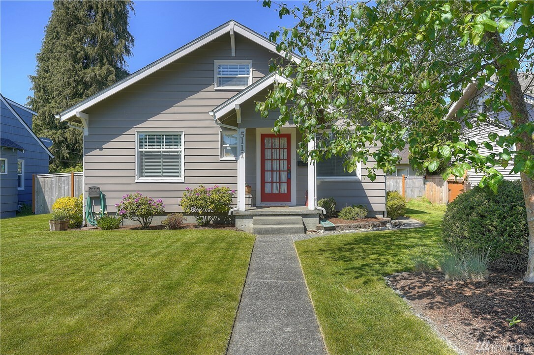 Property Photo:  5111 N 39th St  WA 98407 