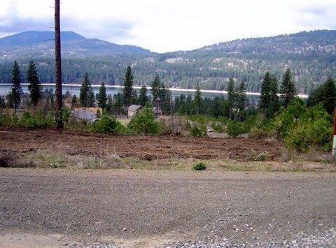 Property Photo:  1420 Sherman View Way  WA 99141 