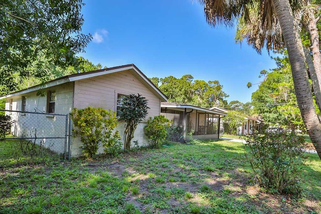 Property Photo:  608 4th Avenue SW  FL 33570 