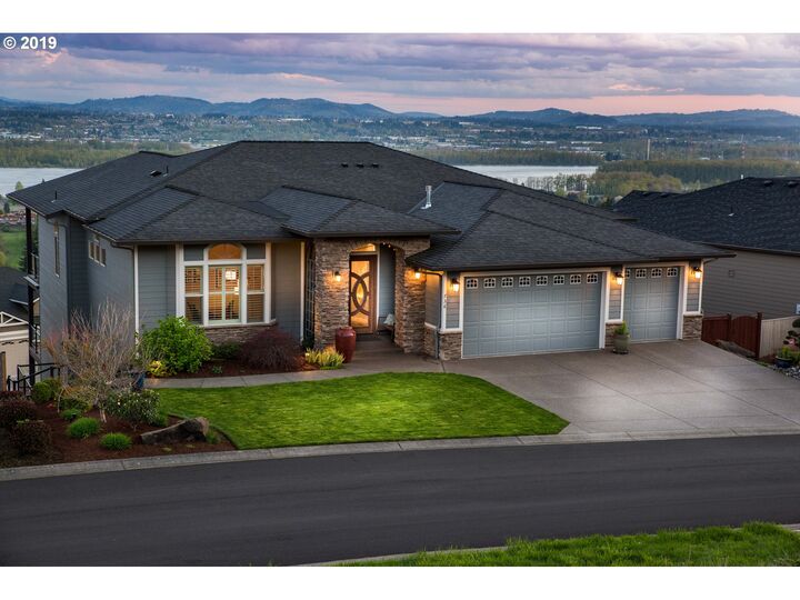 736 W Alder Ct  Washougal WA 98671 photo