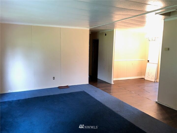 Property Photo: 507 6th Street WA 98593