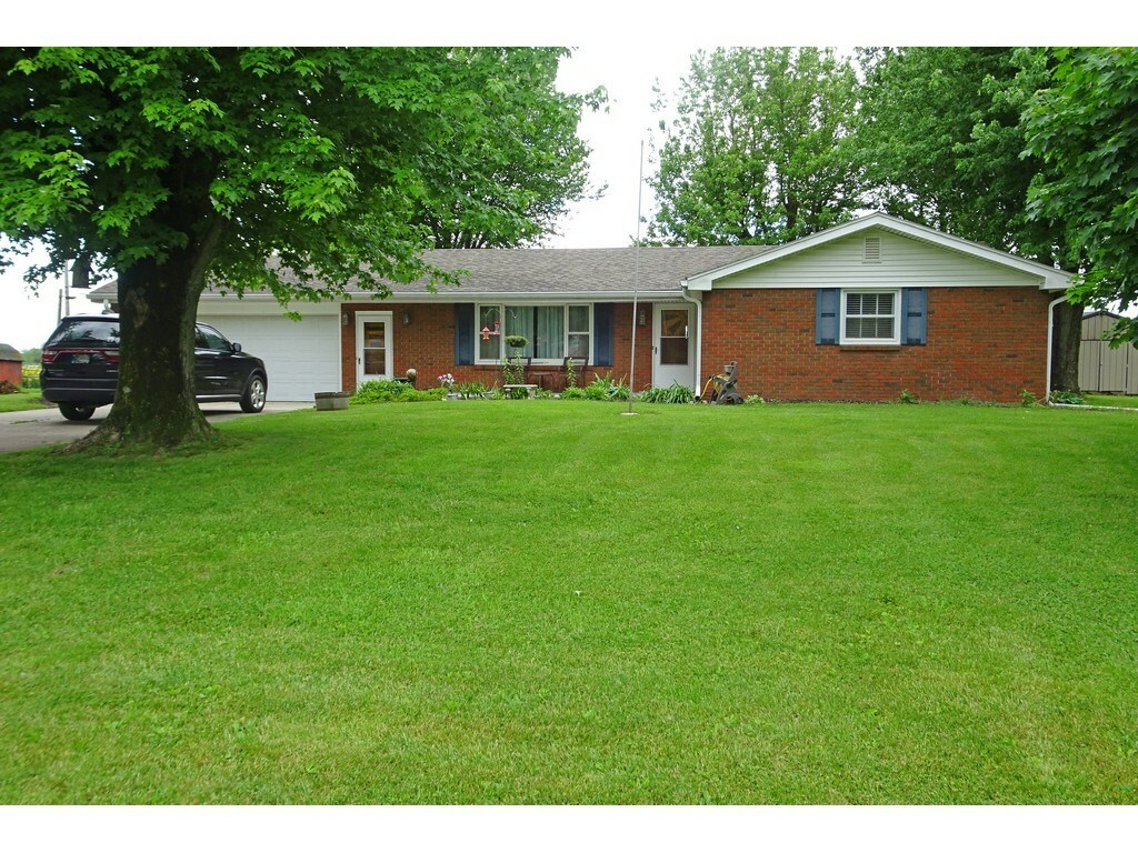 267 N Clover Drive  New Castle IN 47362-9149 photo