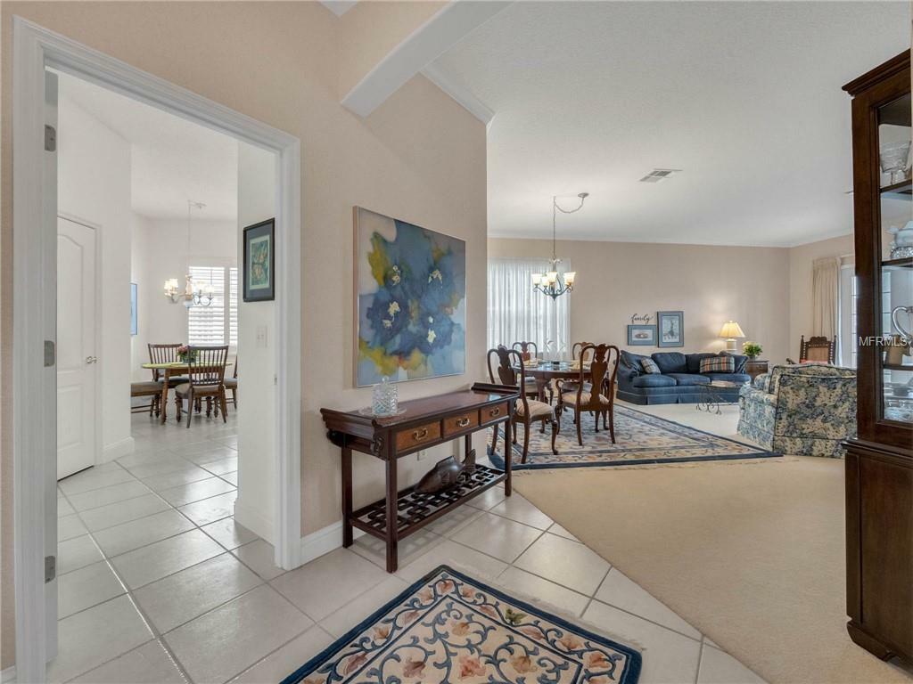 Property Photo:  10614 Woodchase Circle  FL 32836 