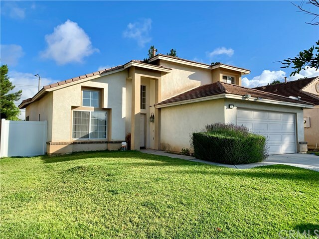 Property Photo:  756 W Woodcrest Street  CA 92376 