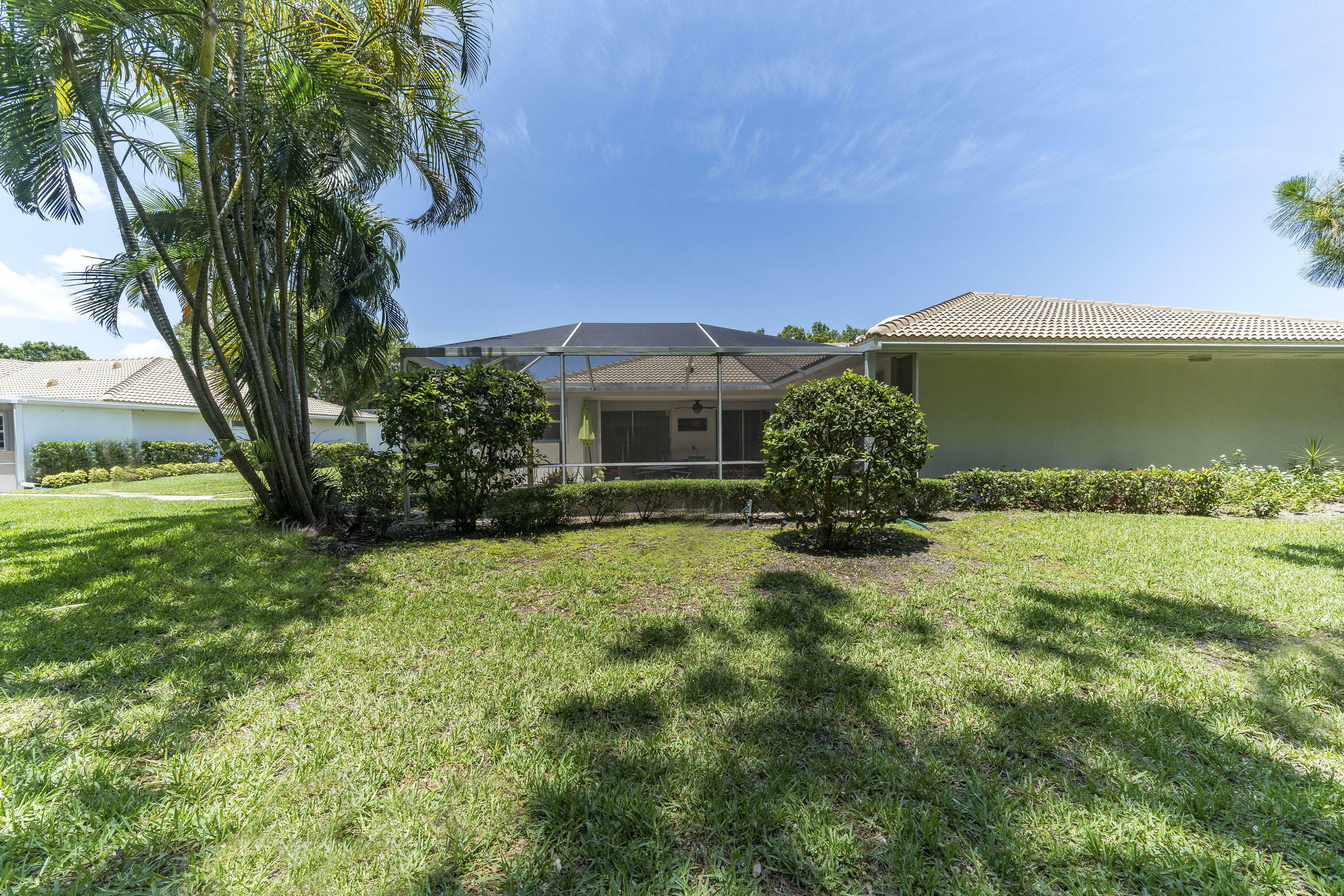 Property Photo:  11404 Myrtle Oak Court  FL 33410 