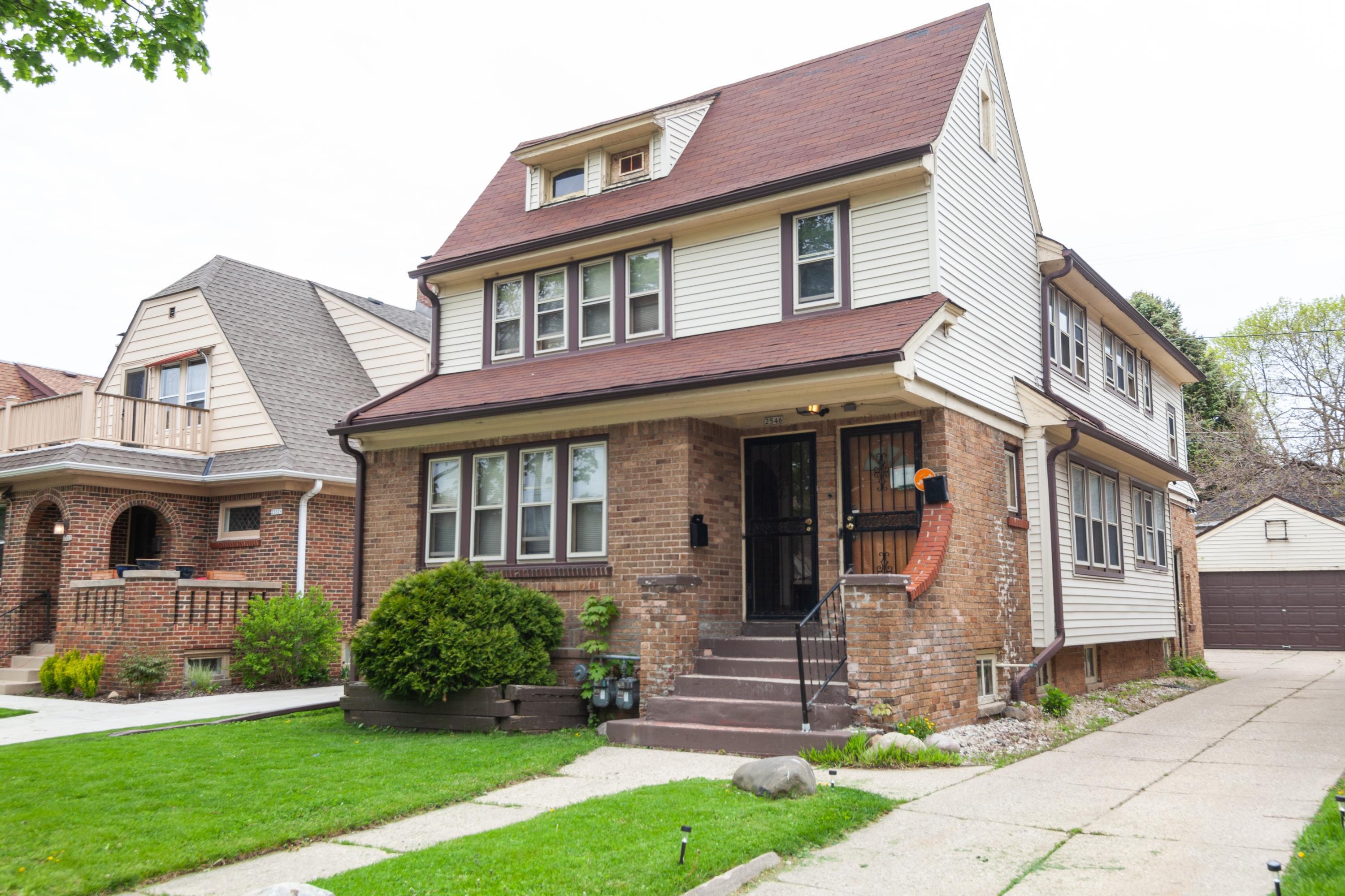 Property Photo: 2544 N 60th St 2546 WI 53210