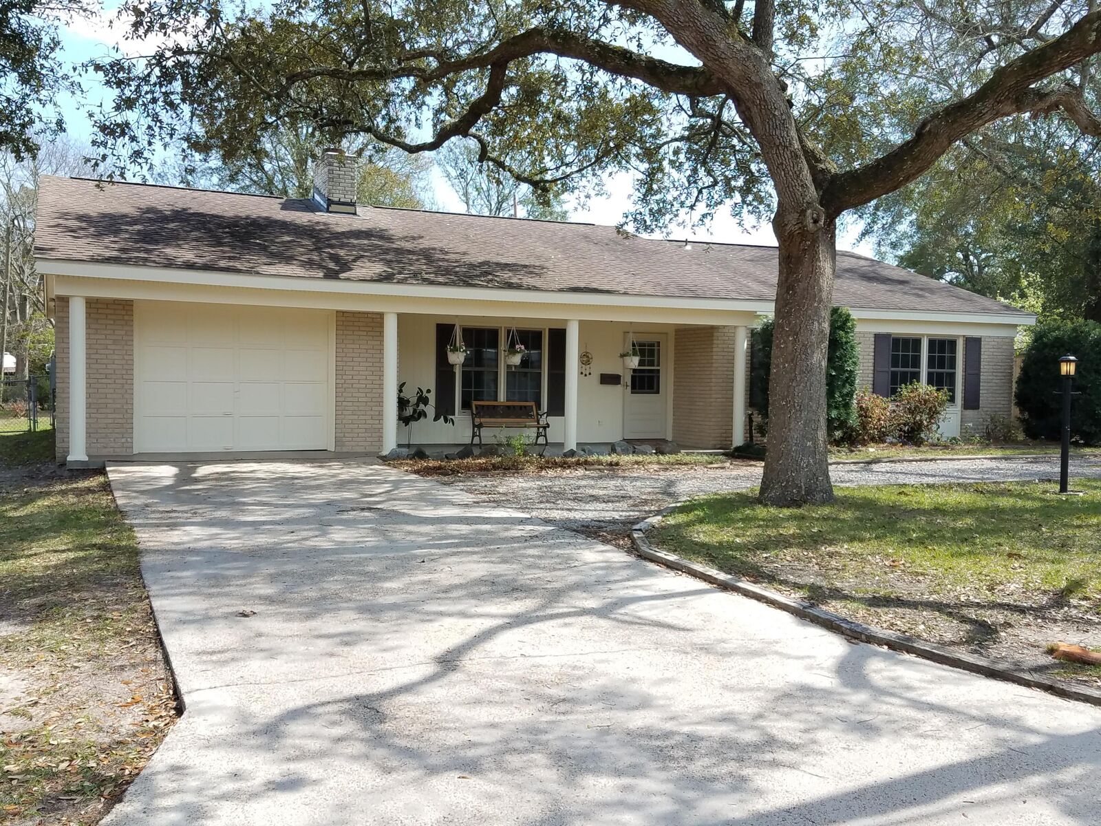 Property Photo:  12 Woodbine Drive  MS 39507 