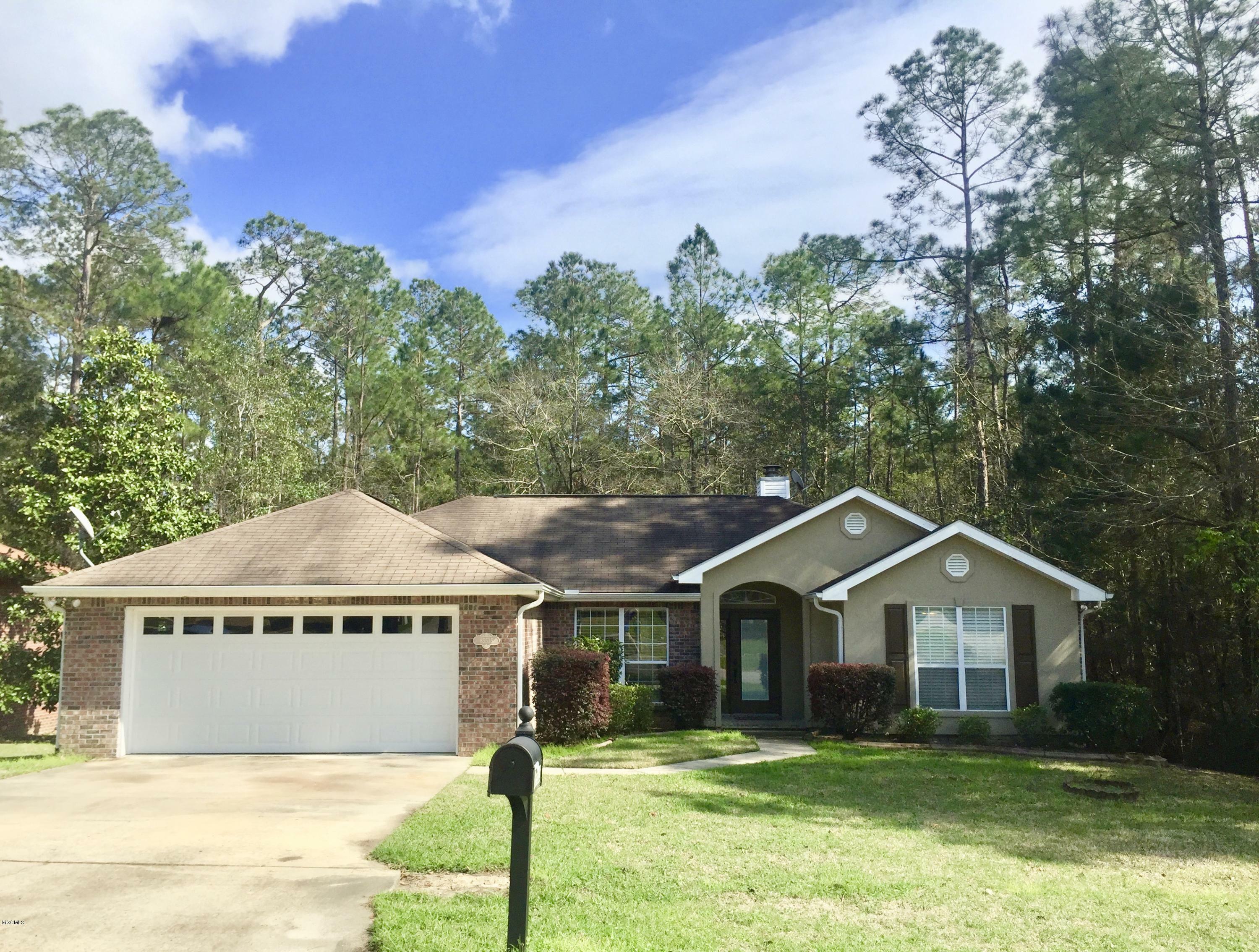 Property Photo:  85535 W Diamondhead Drive  MS 39525 