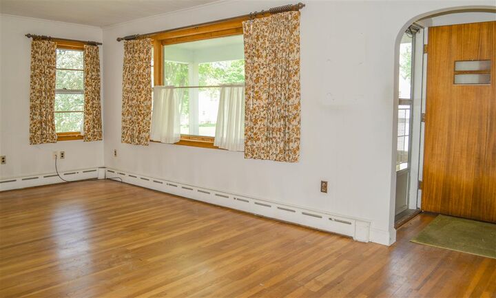 Property Photo:  11 Barrett Avenue  NH 03431 