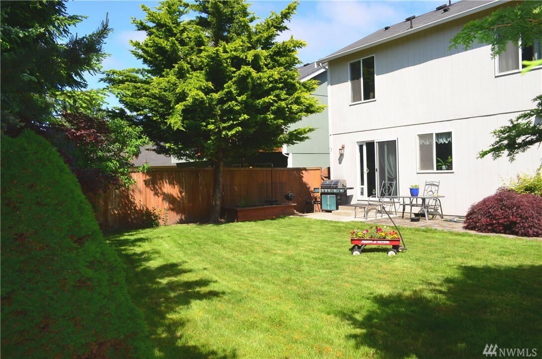 Property Photo: 6224 121st St E WA 98373