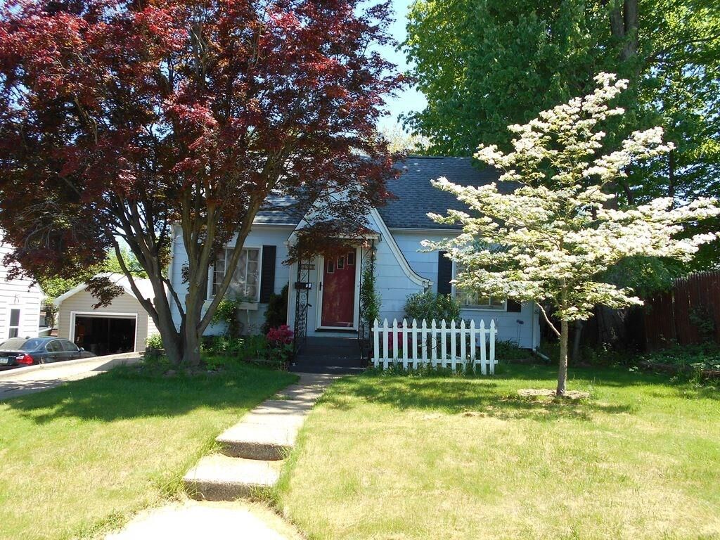 Property Photo: 3109 Oakwood Street PA 16508