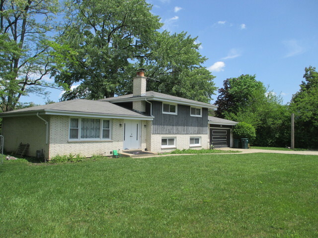 Property Photo:  2960 Keystone Road  IL 60062 