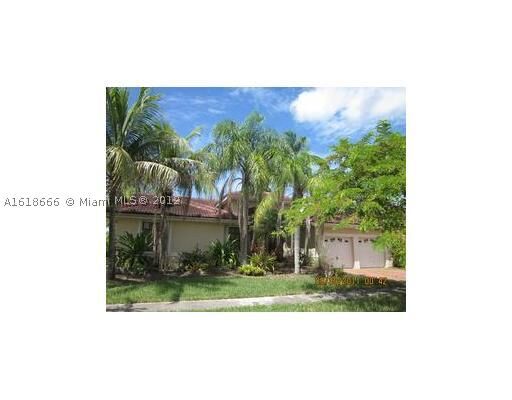 Property Photo: 1102 NW 180th Av FL 33029