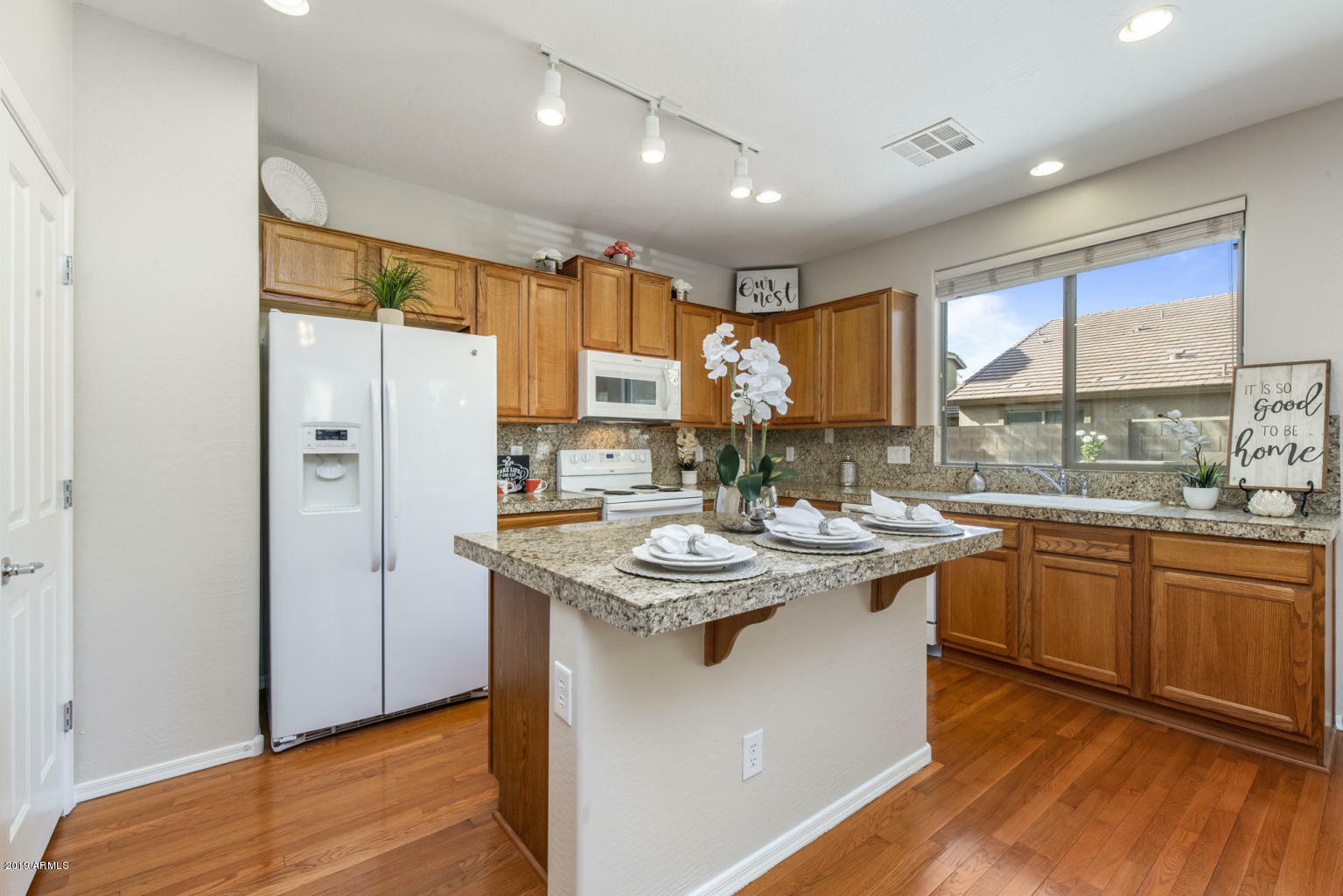 Property Photo:  3895 E Parkview Drive  AZ 85295 