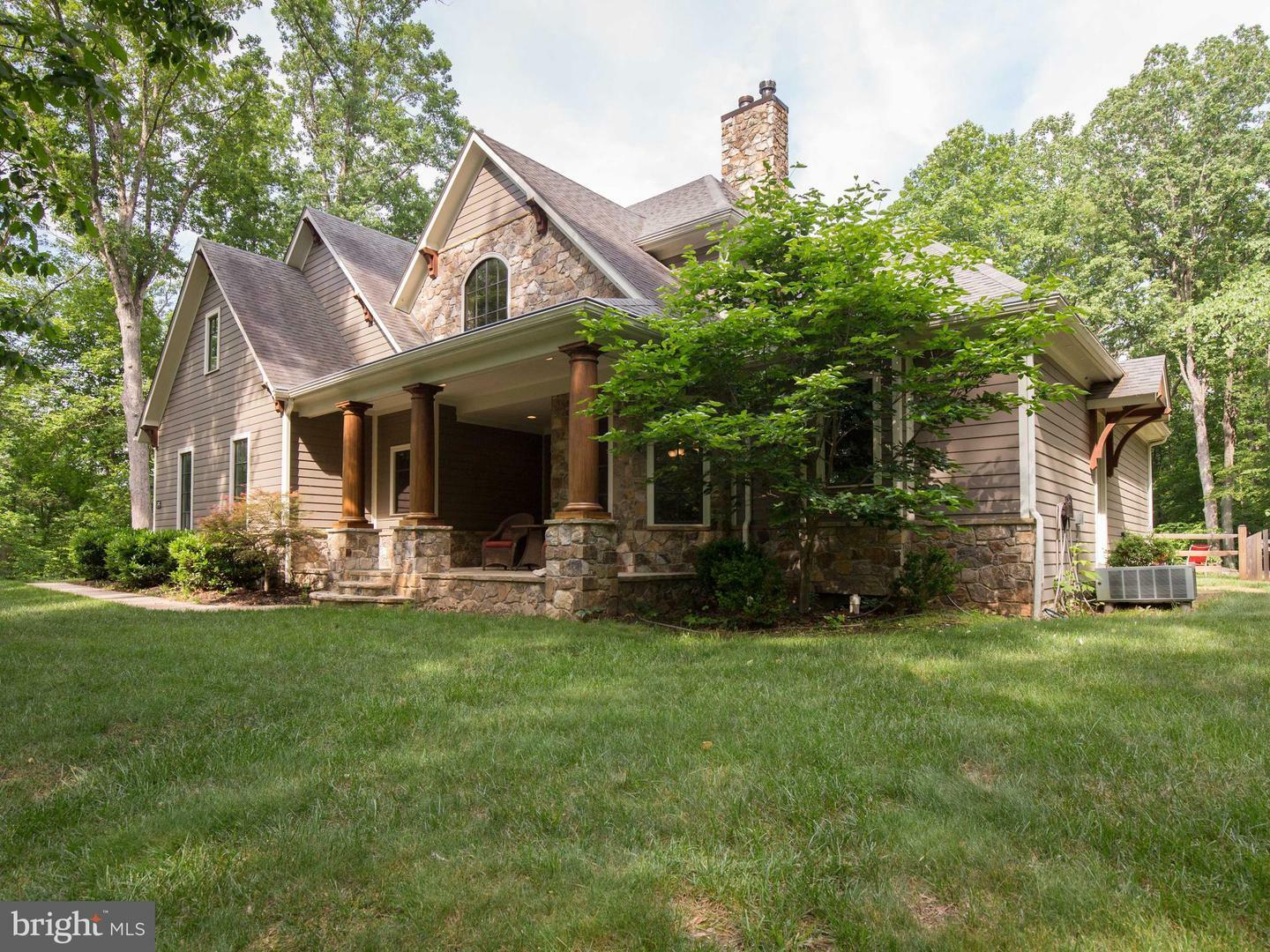 Property Photo:  393 Creekview Lane  VA 22645 