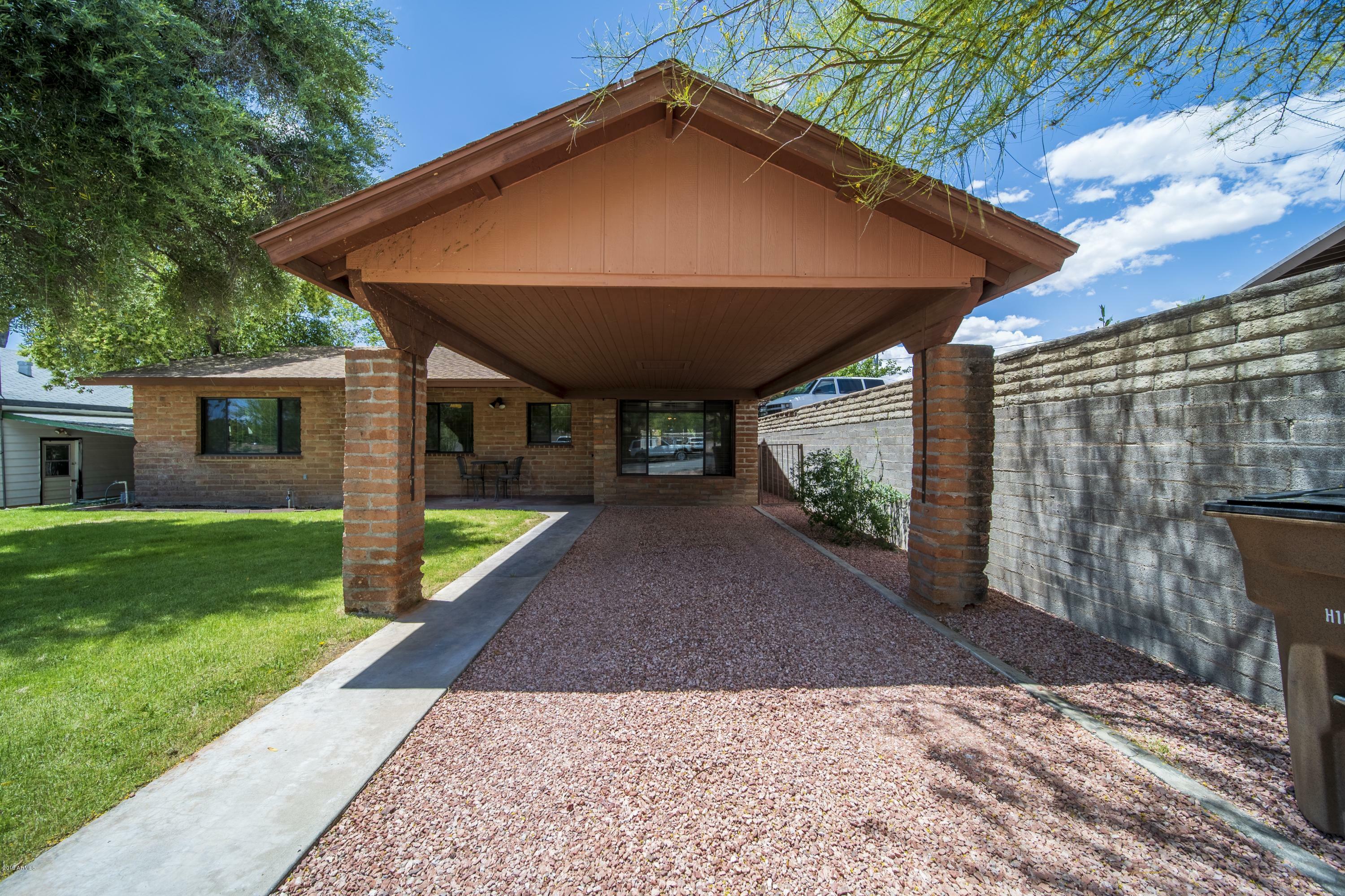 Property Photo: 174 N Madison Street AZ 85390