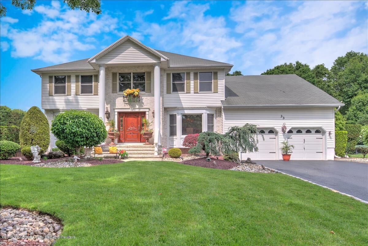 Property Photo:  33 Jeanine Court  NJ 07726 
