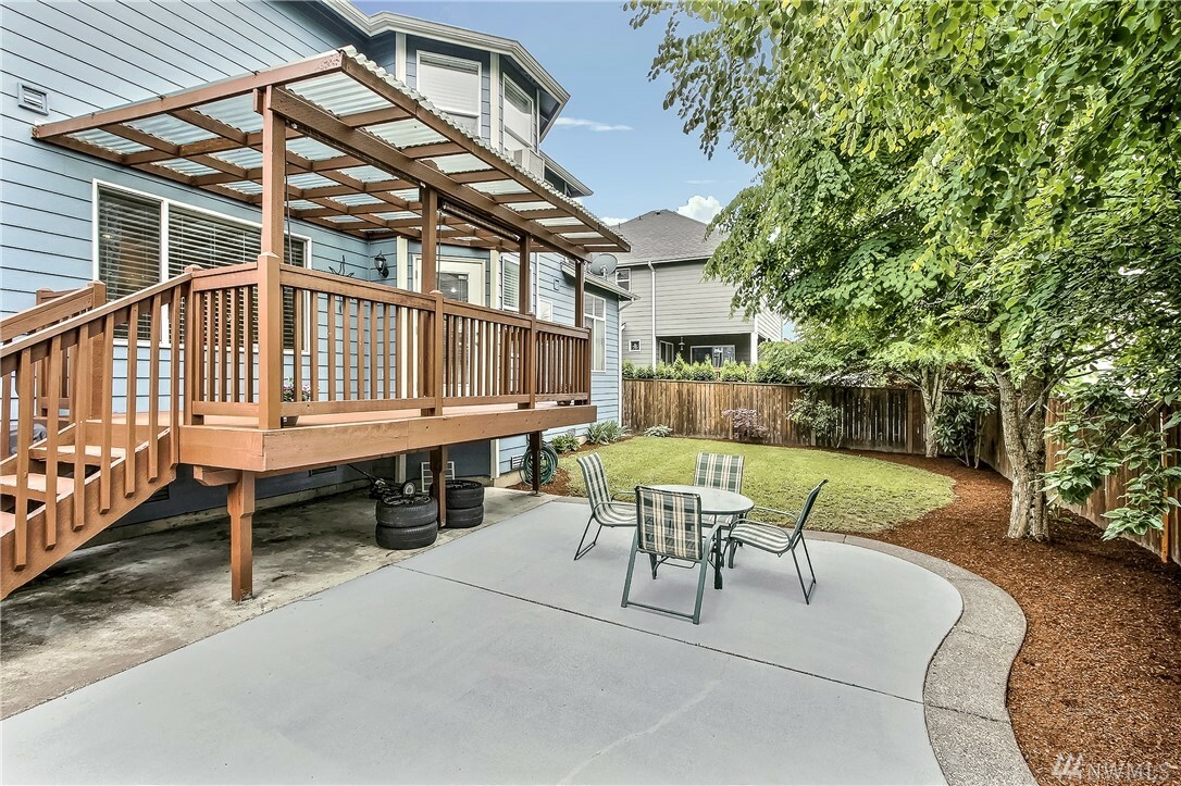 Property Photo: 23831 139th Place SE WA 98042