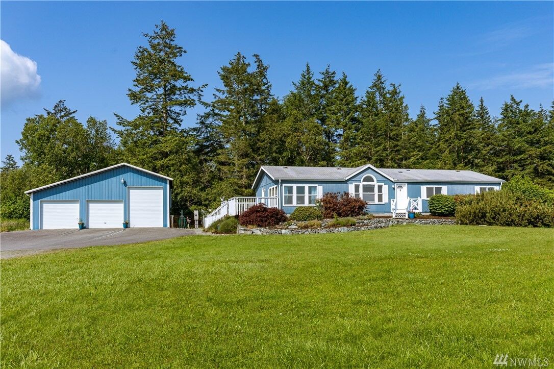 Property Photo: 2776 E Taylor Rd WA 98277