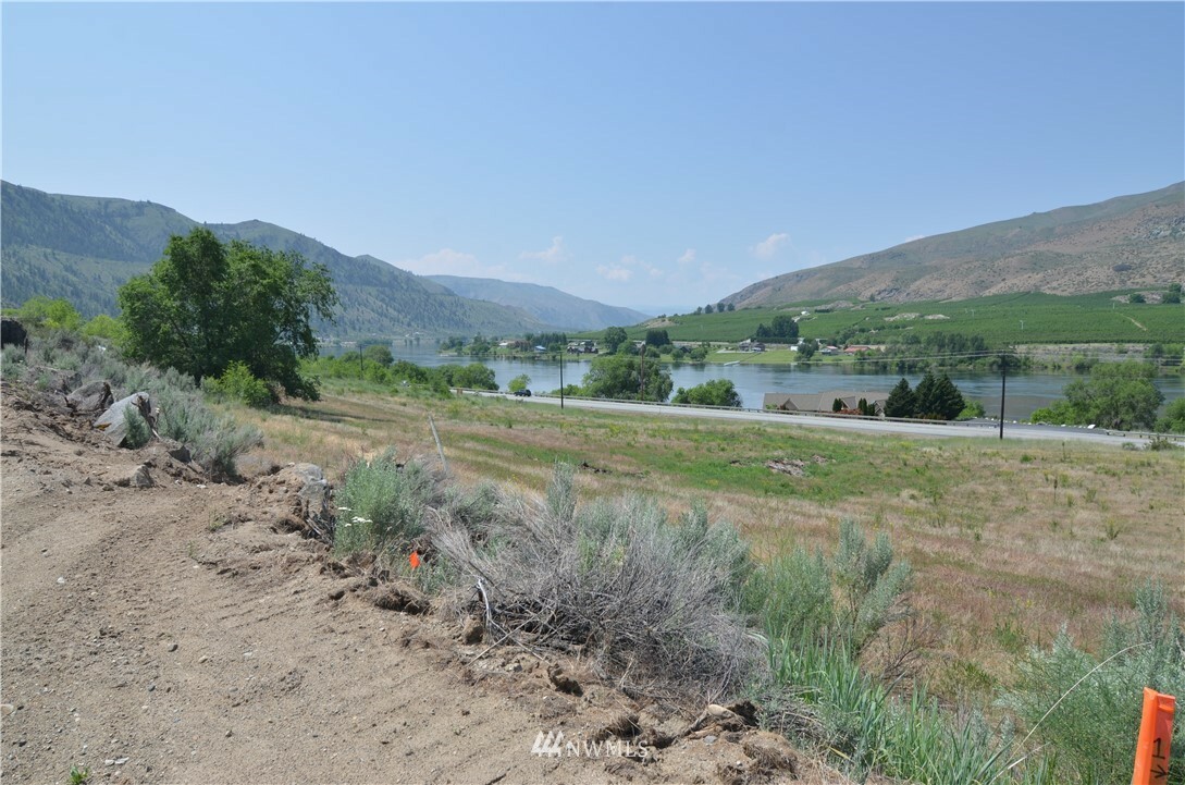 Property Photo: 10000 Xxx US 97 Highway WA 98843