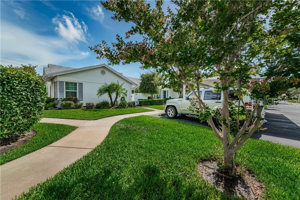 Property Photo:  4142 Castlewood Drive  FL 34691 