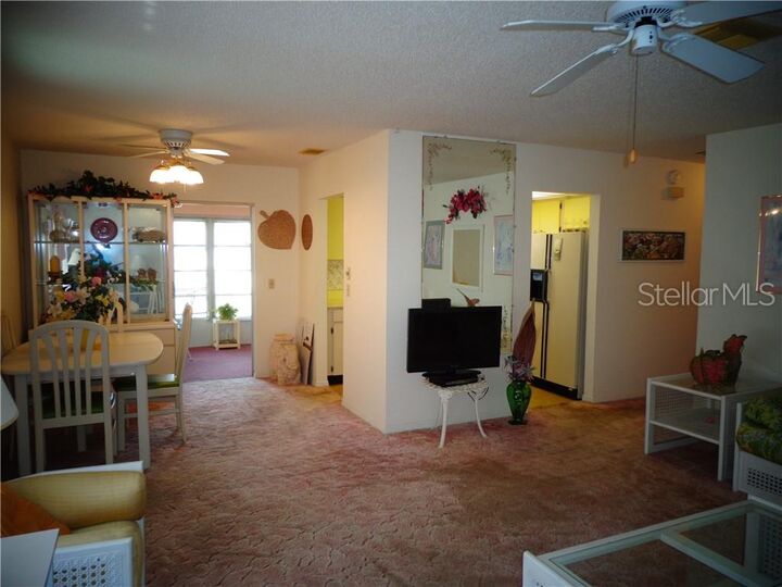 Property Photo: 402 Flanborough Trail A FL 33573