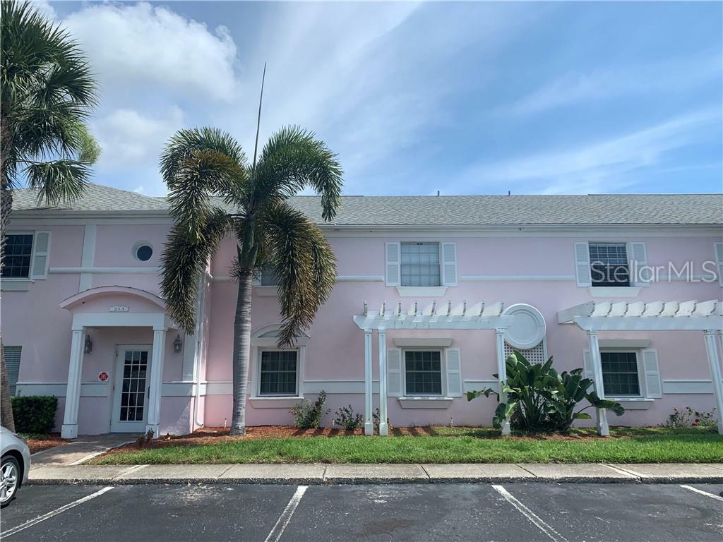 Property Photo:  213 Sea Horse Drive SE C  FL 33705 