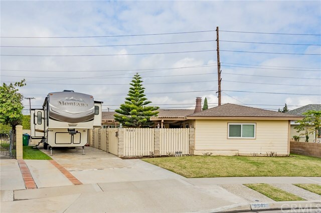 Property Photo: 9541 Jonquil Avenue CA 92683