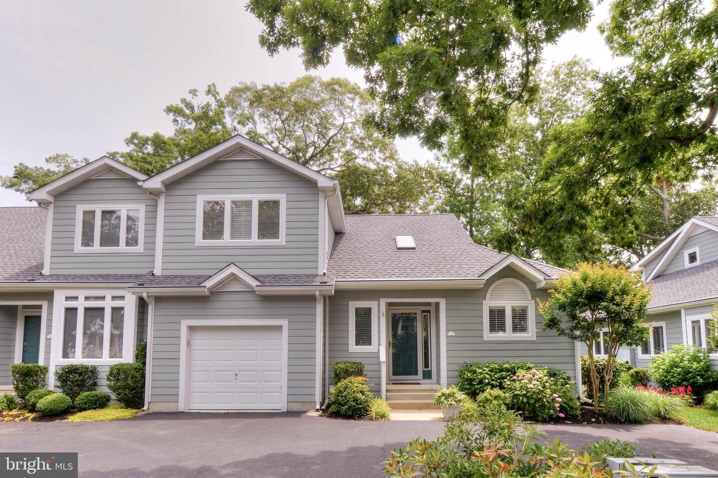 Property Photo:  1D 6th 1D  DE 19971 