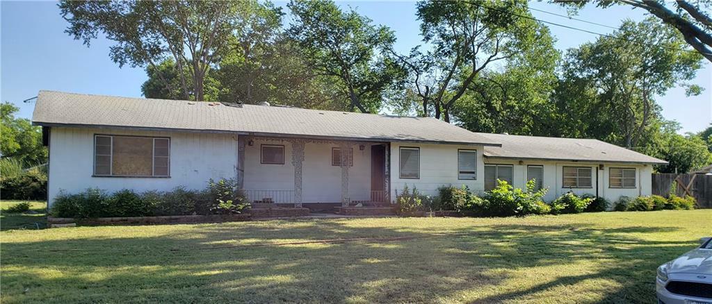 Property Photo:  525 S Bowen Road  TX 76013 