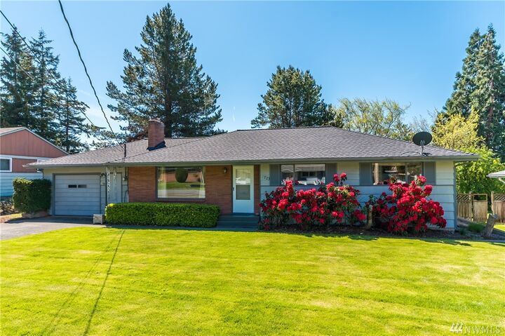 1723 NE 5th Ave  Oak Harbor WA 98277 photo