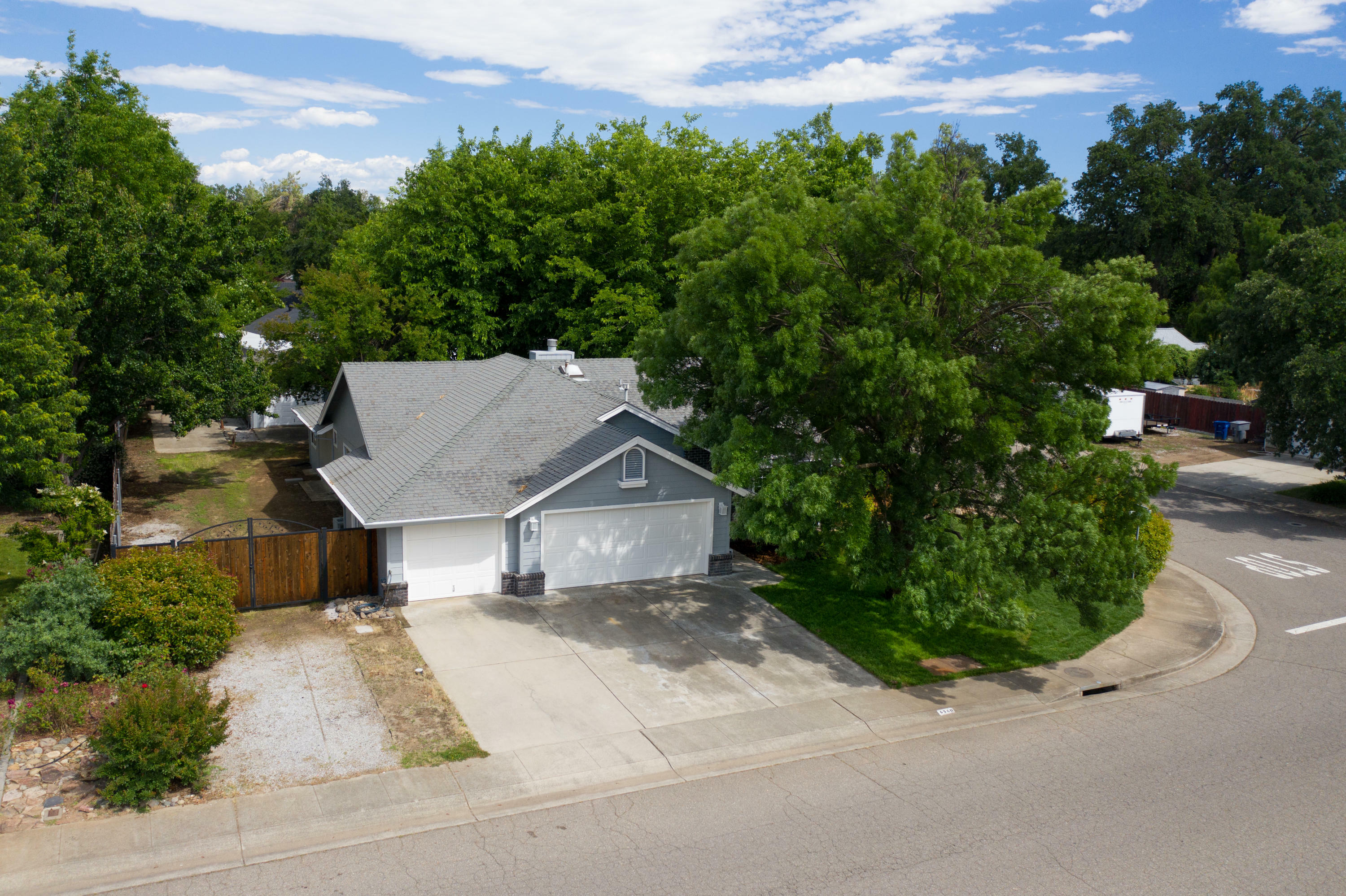 Property Photo:  6560 Creekside Street  CA 96001 