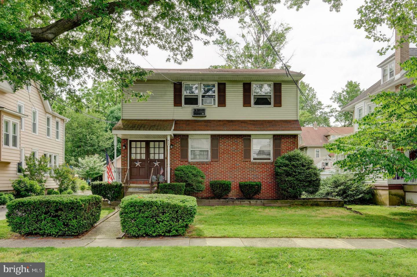 Property Photo:  414 Lees Avenue  NJ 08108 