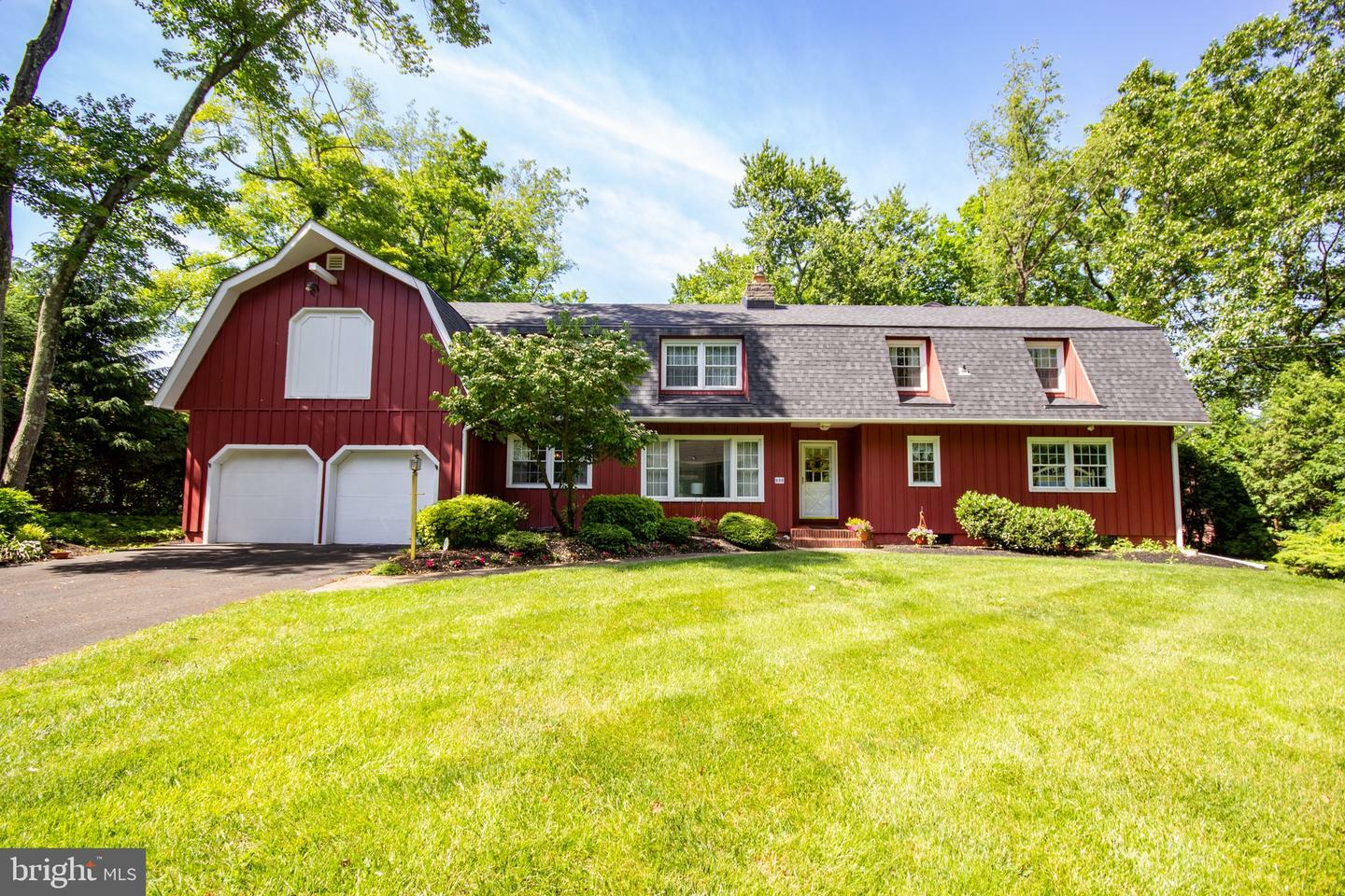 Property Photo: 888 Dukes Drive PA 19067